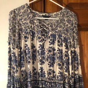 American Eagle Long Sleeve Floral Shirt